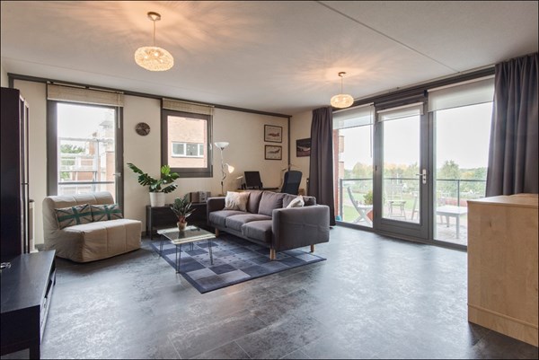 Vogelsangstraat 60, Leerdam